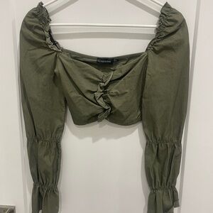 Green long sleeve crop top